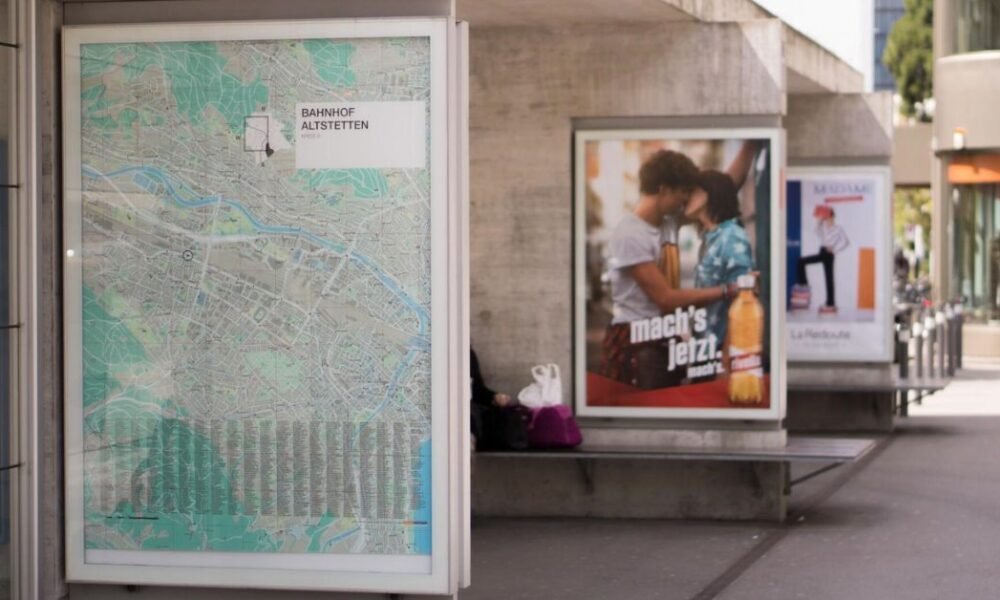 Outdoor Advertising Examples for Local Businesses - 25pr