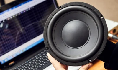 what is subwoofer pre out connection jvc kw-m180bt